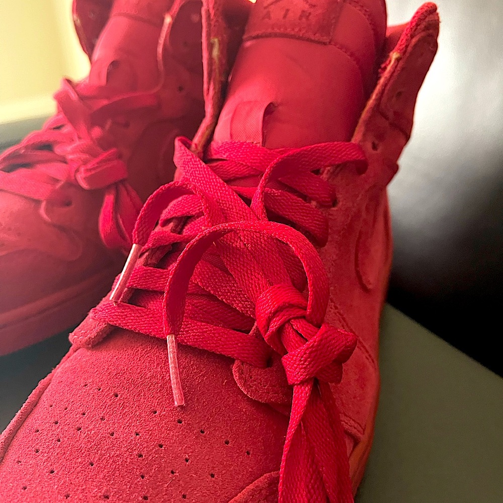 Air Jordan 1 Retro High 🔥'Red Suede